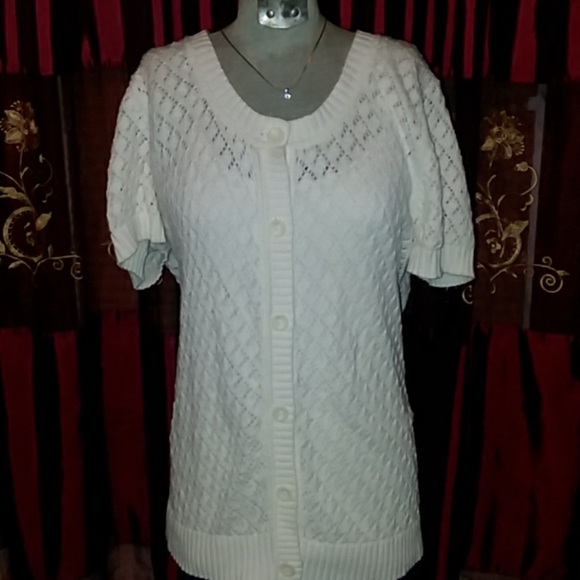 2 sweaters 1 knitted cardigan - Picture 2 of 3